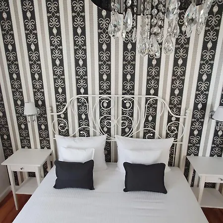 Hvar Ii Apartament *