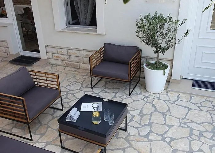 Hvar Ii Apartmán *